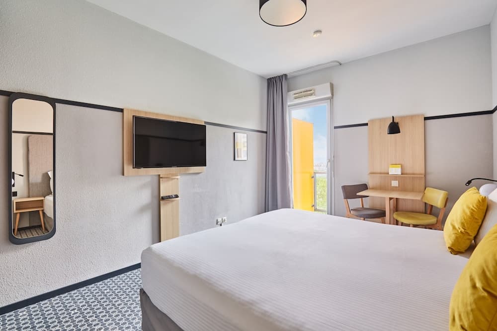 Appart'hôtel Odalys City - Bioparc Lyon Est