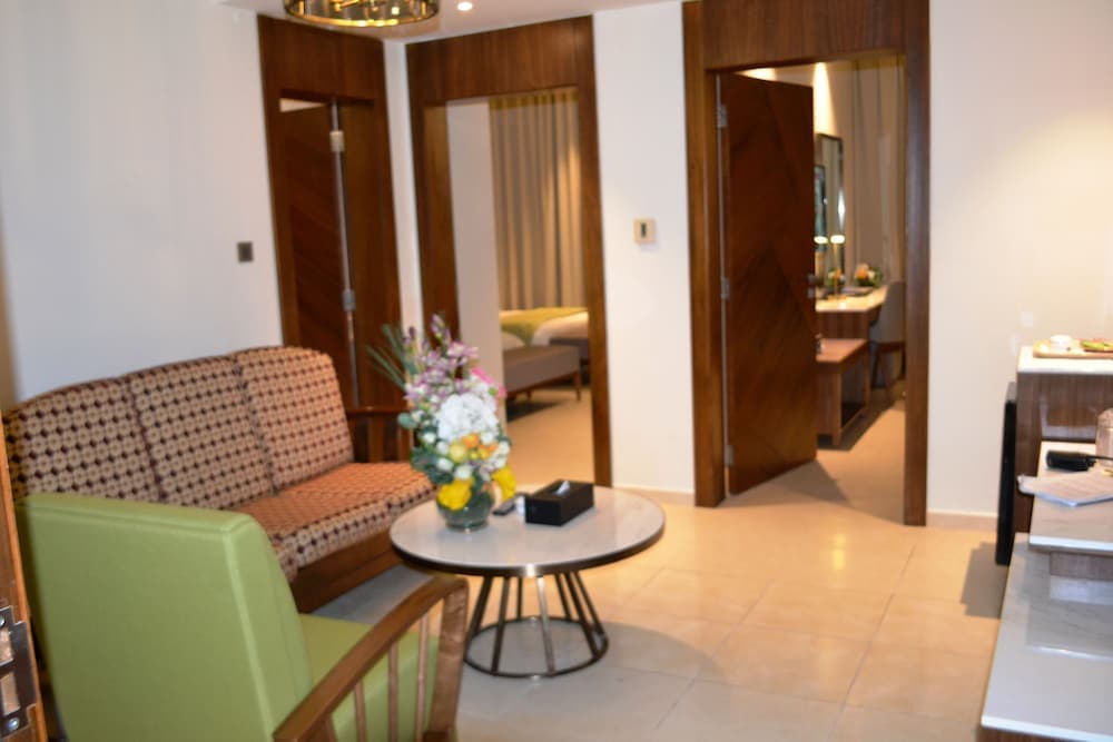 Ramee Palace Hotel