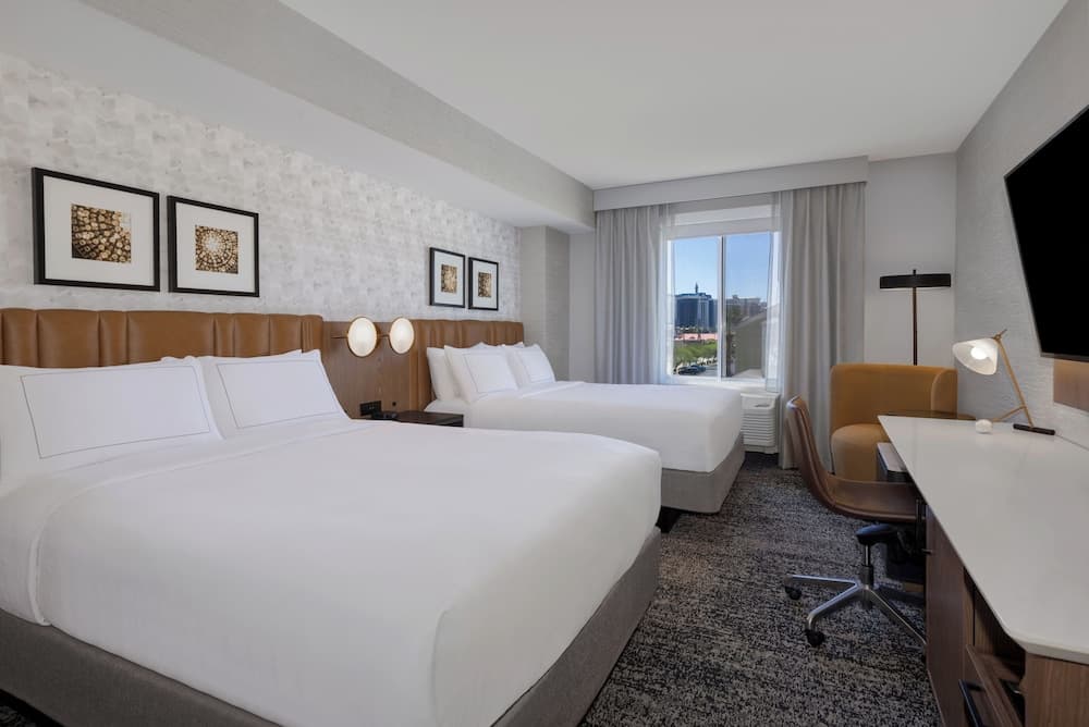 DoubleTree by Hilton Las Vegas East Flamingo