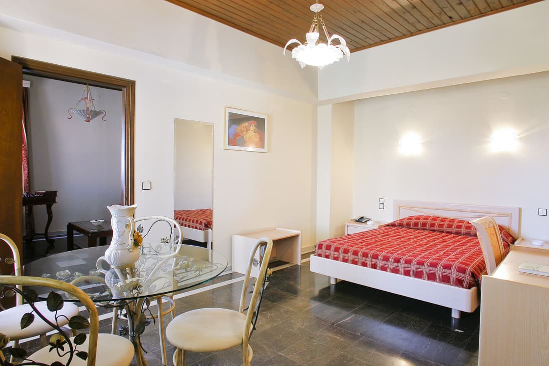 Grecian Castle Hotel