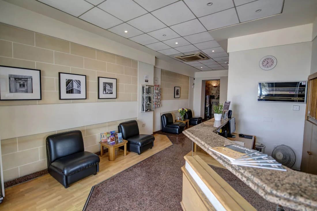 Sliema Chalet Hotel