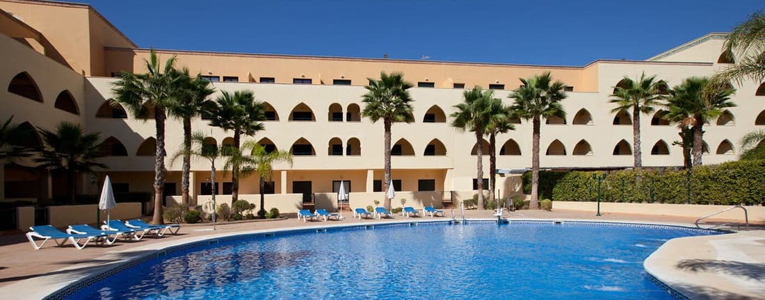 Apartamentos Playamarina