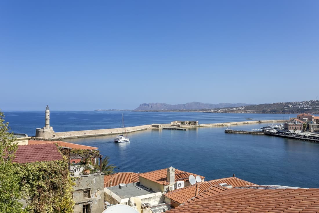 Ifigenia Rooms & Studios