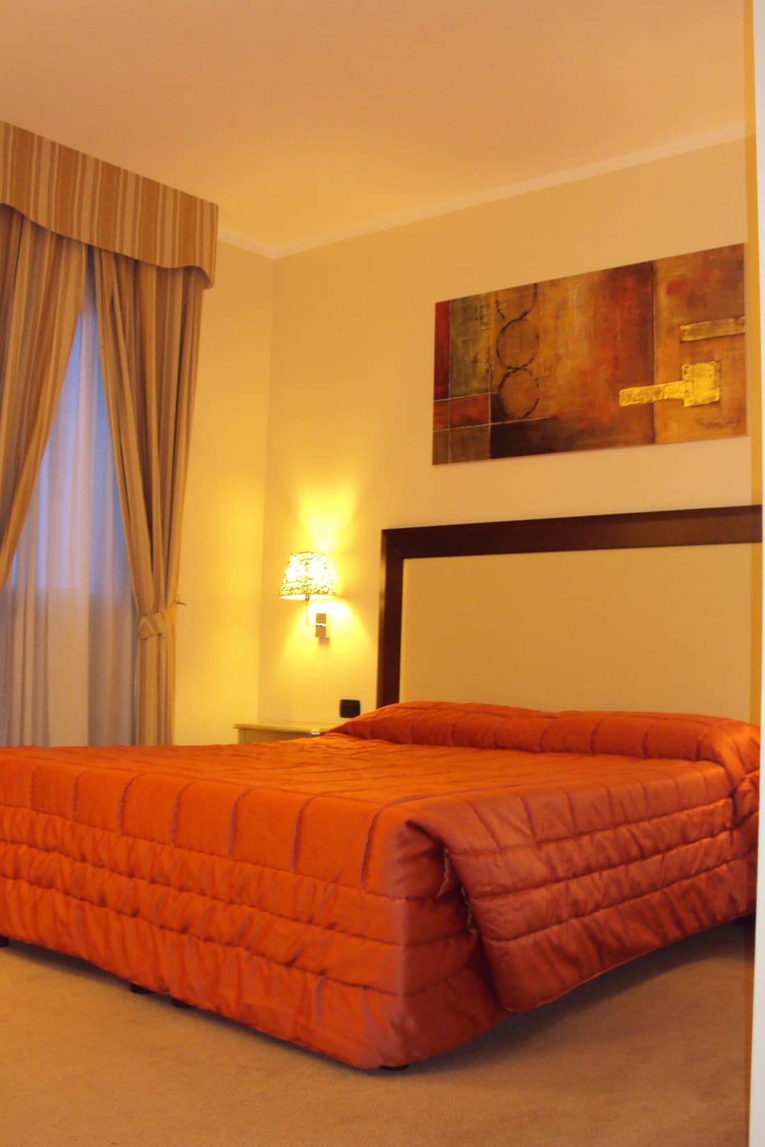 Hotel For You