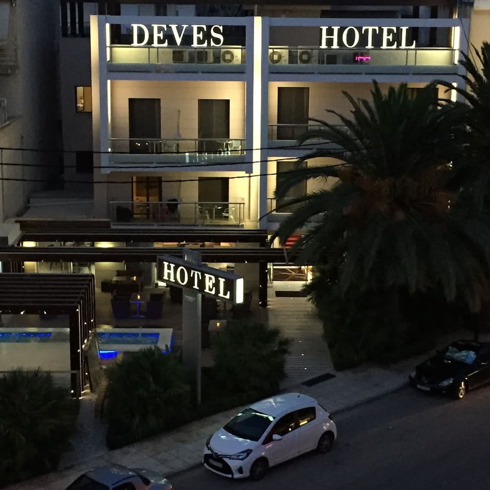 Deves Hotel