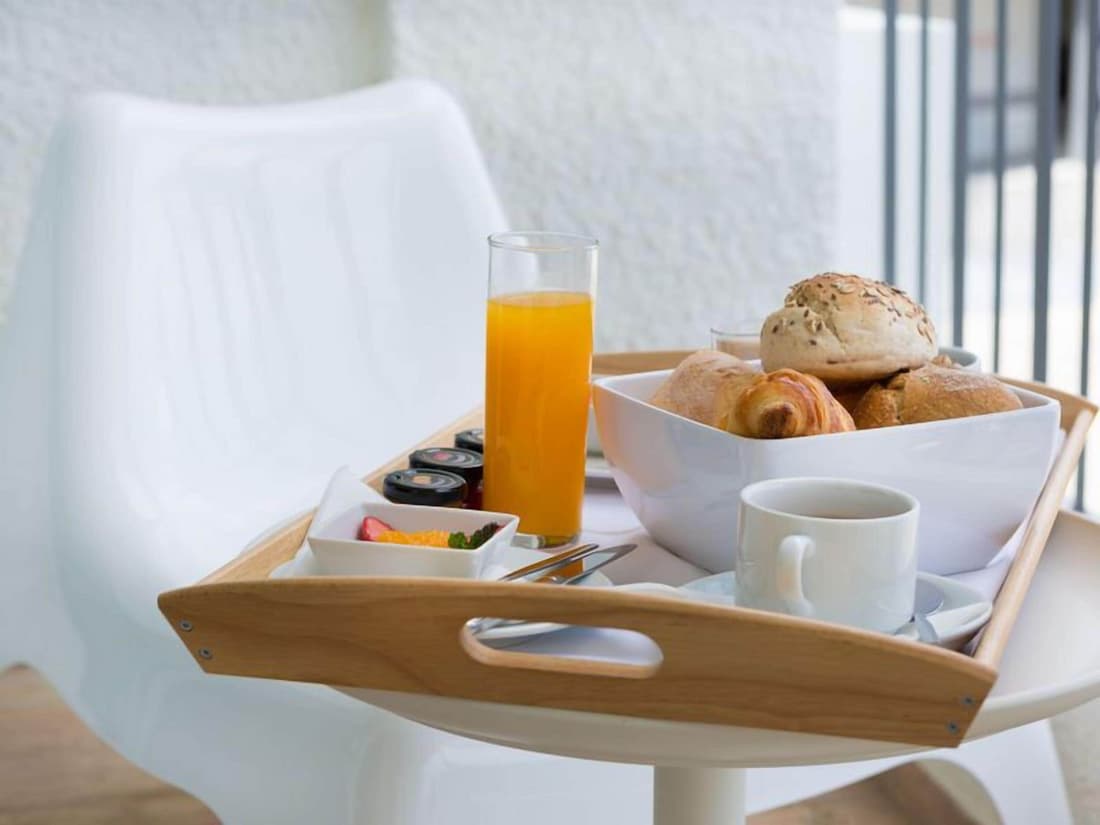Ozadi Tavira Hotel