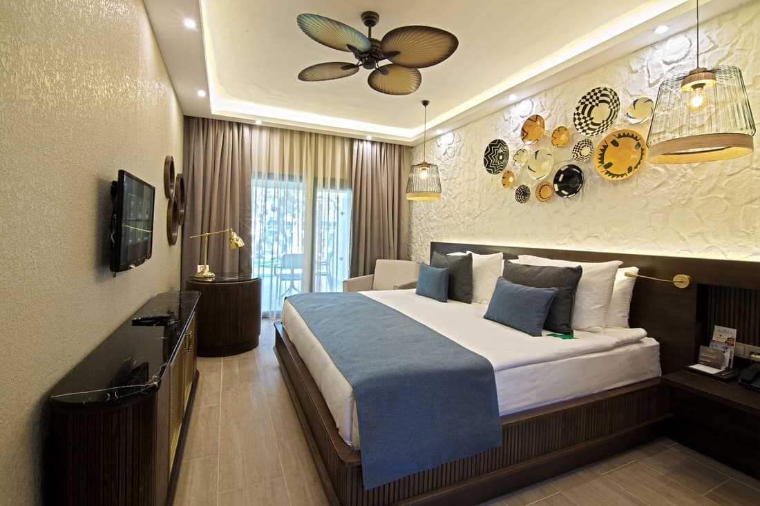 Rixos Sungate - The Land of Legends Access