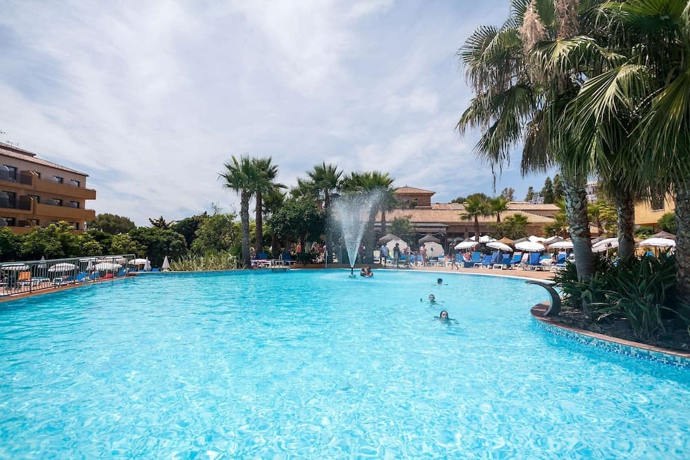 Best Alcazar (Hotel & Apartments)