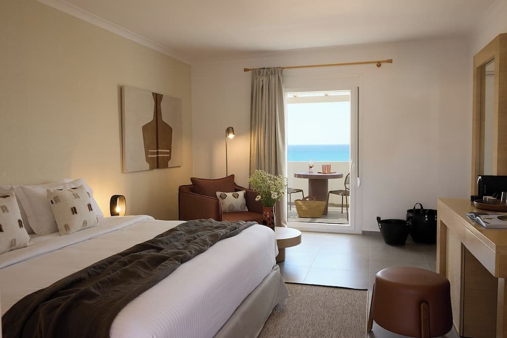 Golden Milos Beach House by Domotel