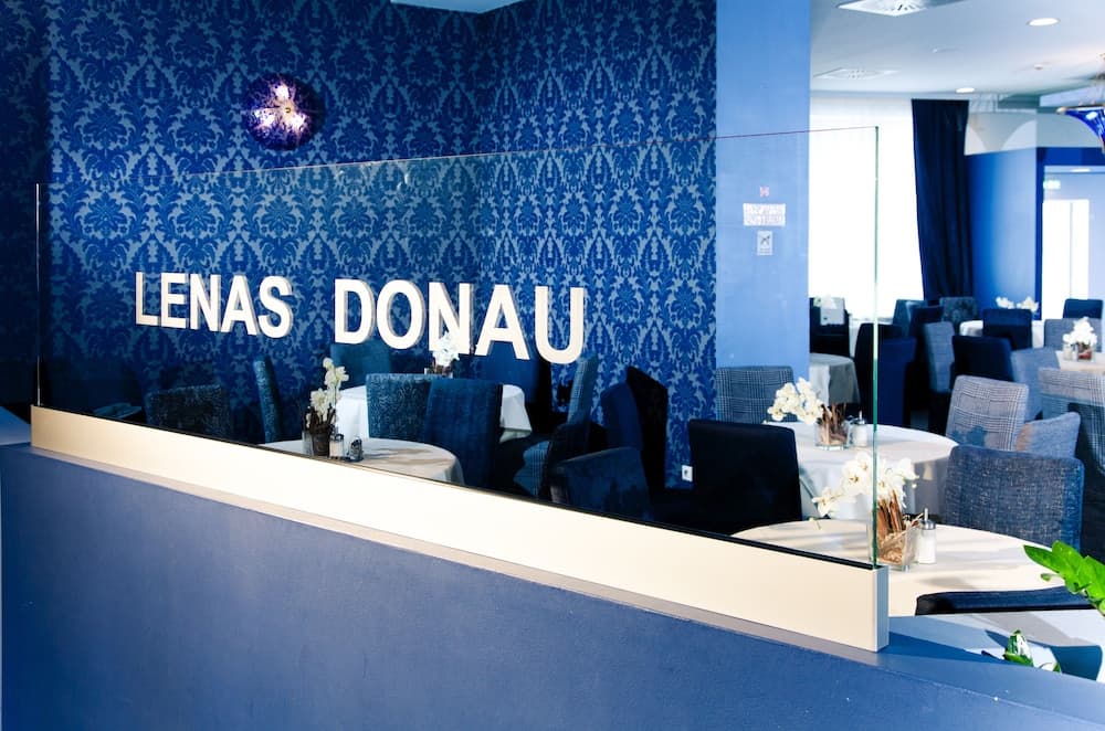 Lenas Donau Hotel