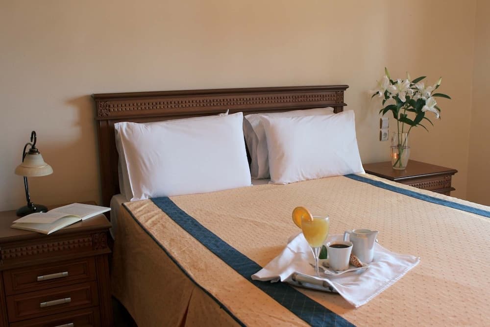 Famissi Hotel