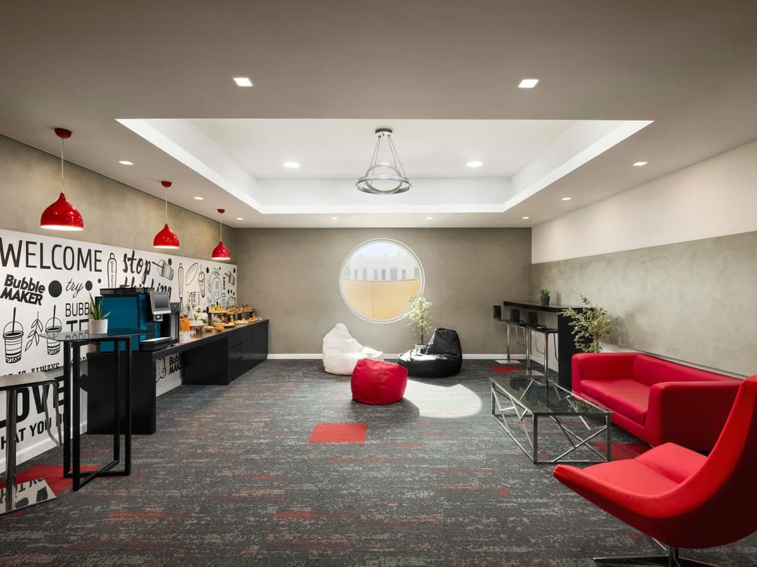 ibis Muscat