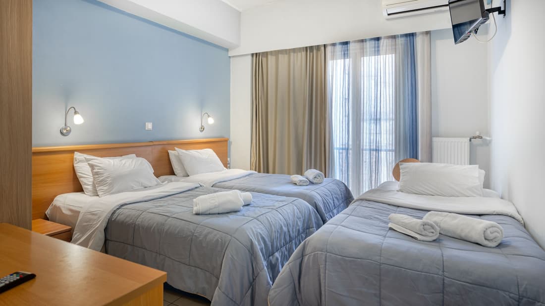 Diros Hotel