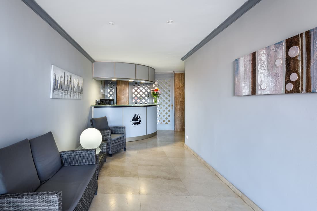 Apartamentos Colón Playa