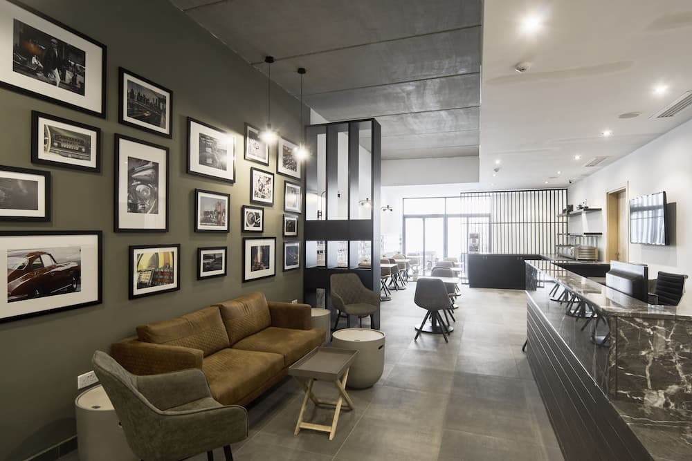 Mr. Todd Hotel