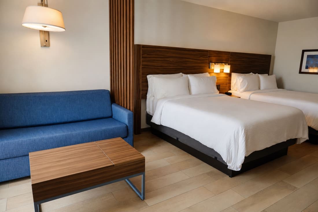 Holiday Inn Express & Suites Playa Del Carmen by IHG