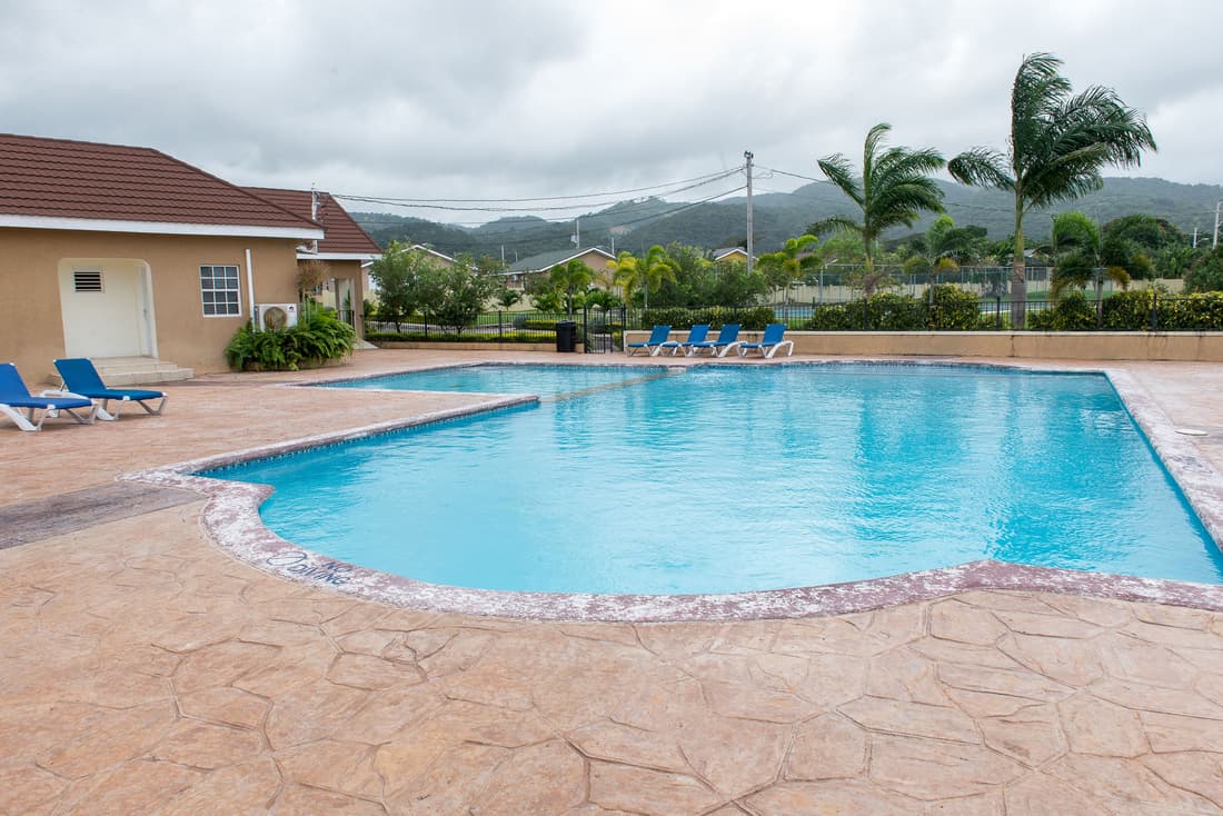 Ocho Rios Beach House at Dax Hall