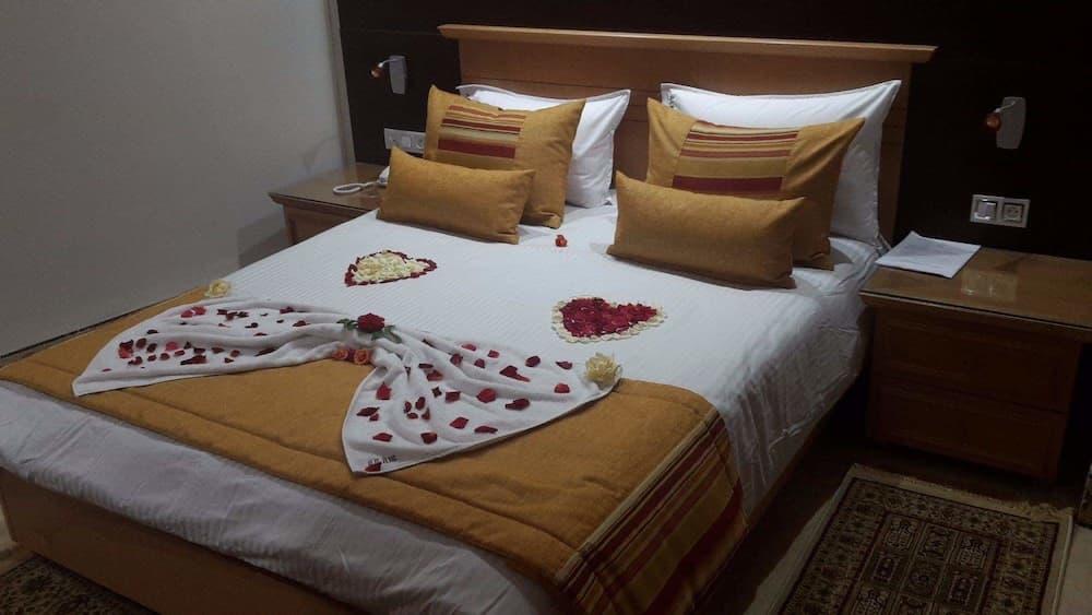Julius Hotel