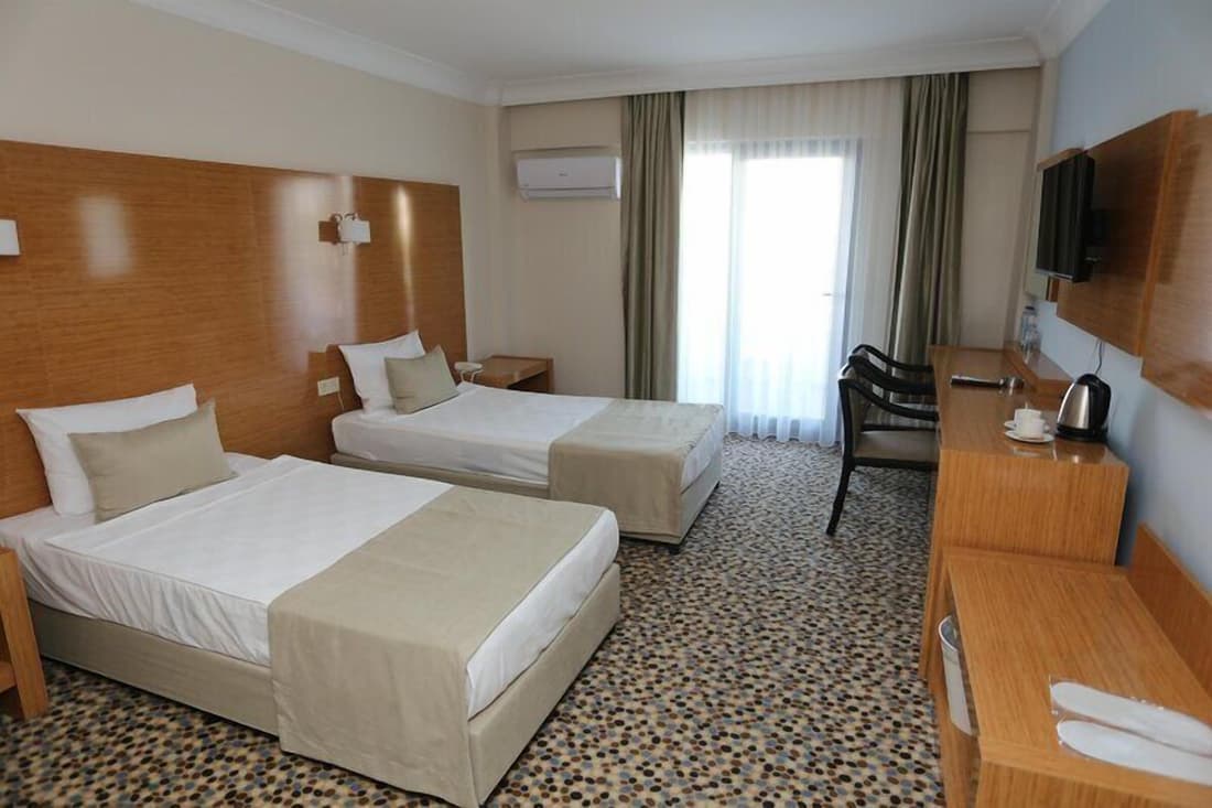 Ada Newday Resort Hotel