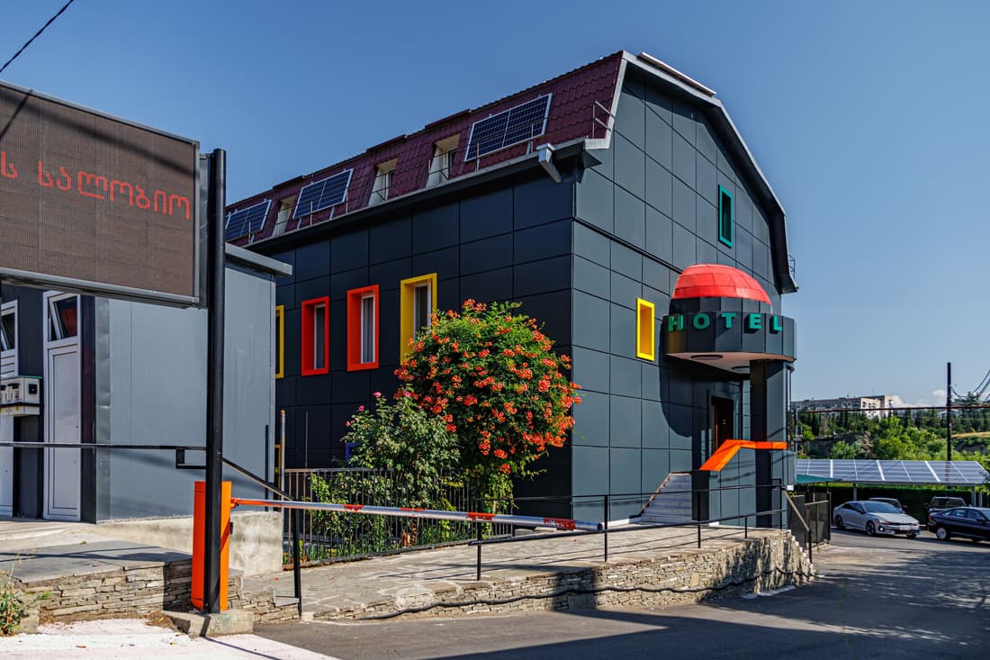 Route Hotel