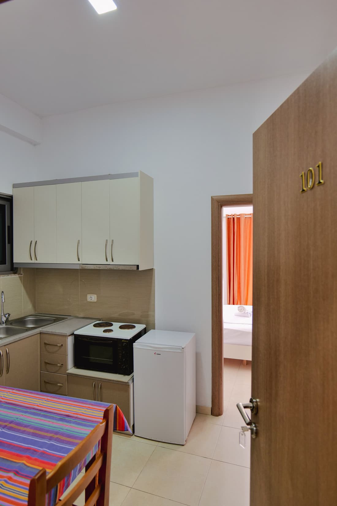 Hotel Argjiro
