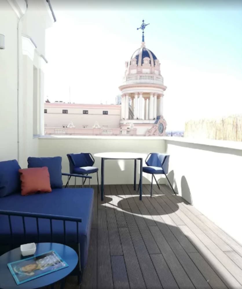 SmartRental Collection Gran Via Centric
