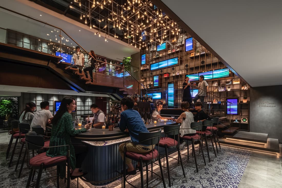 THE LIVELY FUKUOKA HAKATA