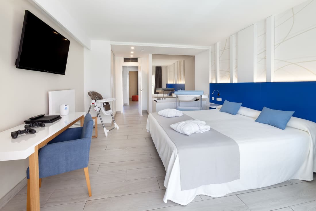 Playaolid Suites & Apartments
