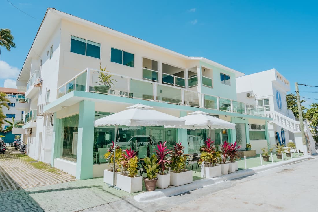Hotel Checkin El Cortecito Beach