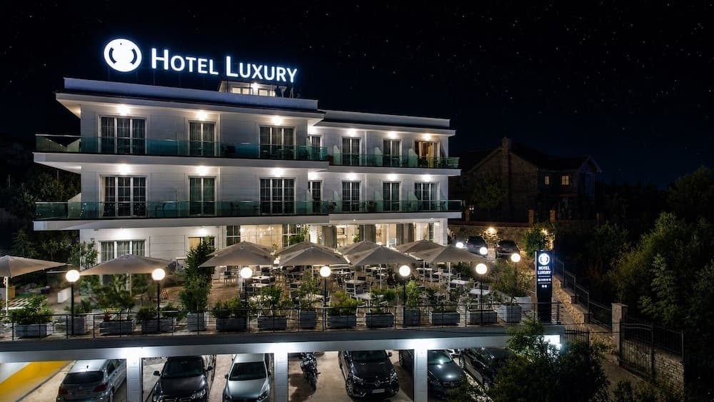 Hotel Luxury