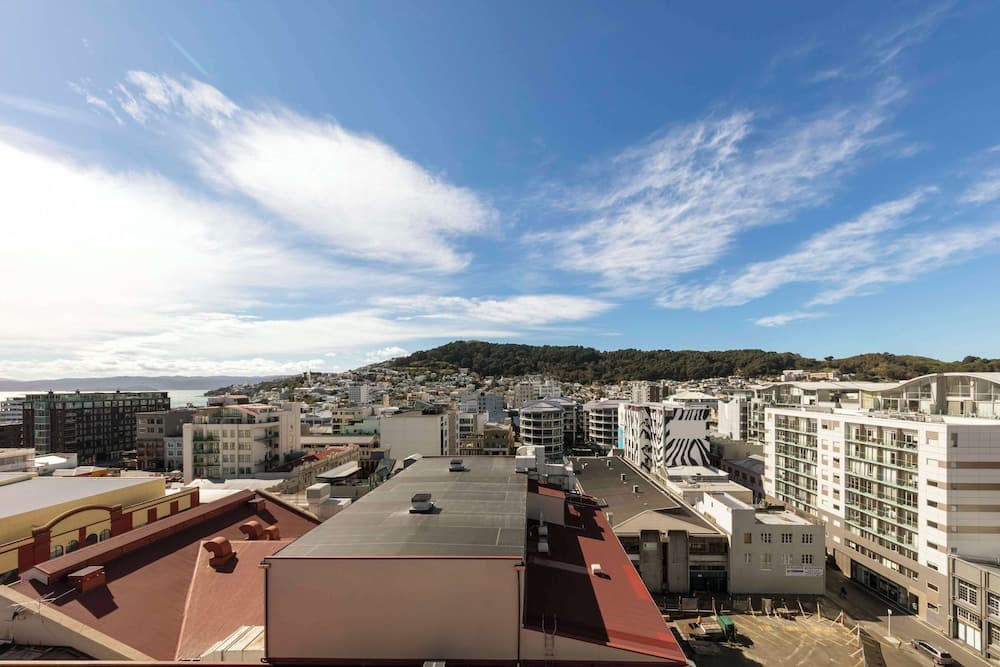Oaks Wellington Hotel