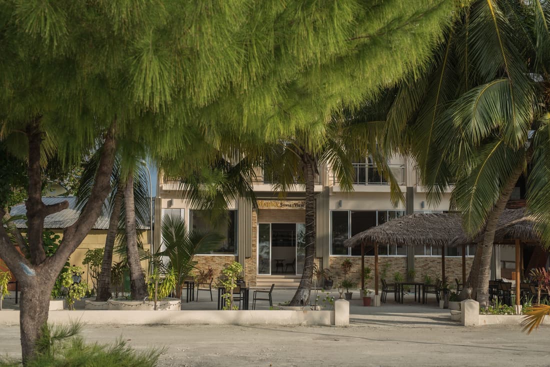 iCom Marina Sea View