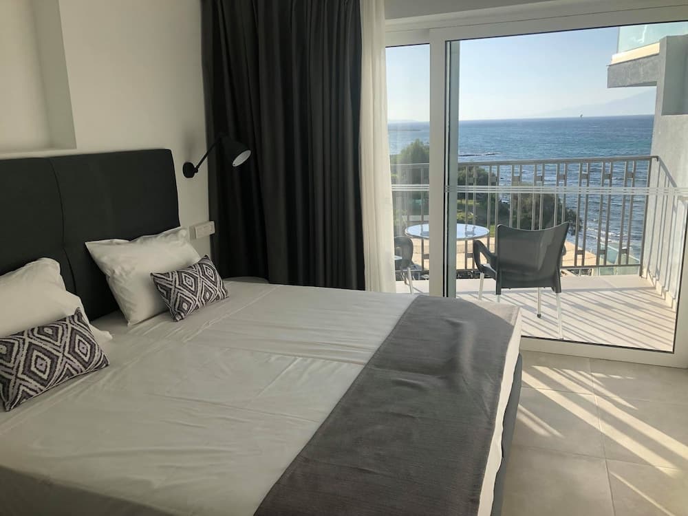 Golden Coast Resort
