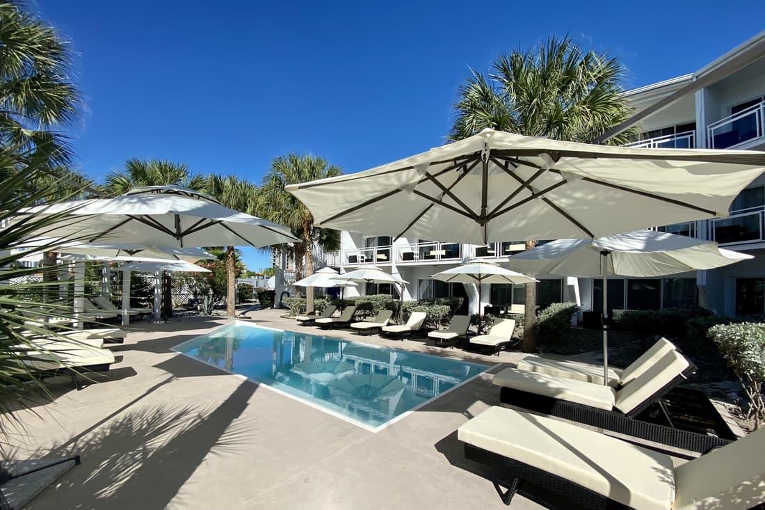 Grace Bay Suites