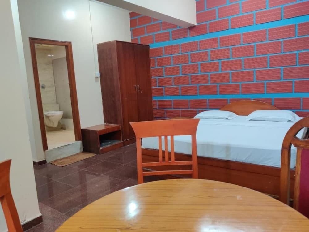 Hotel Chetan International