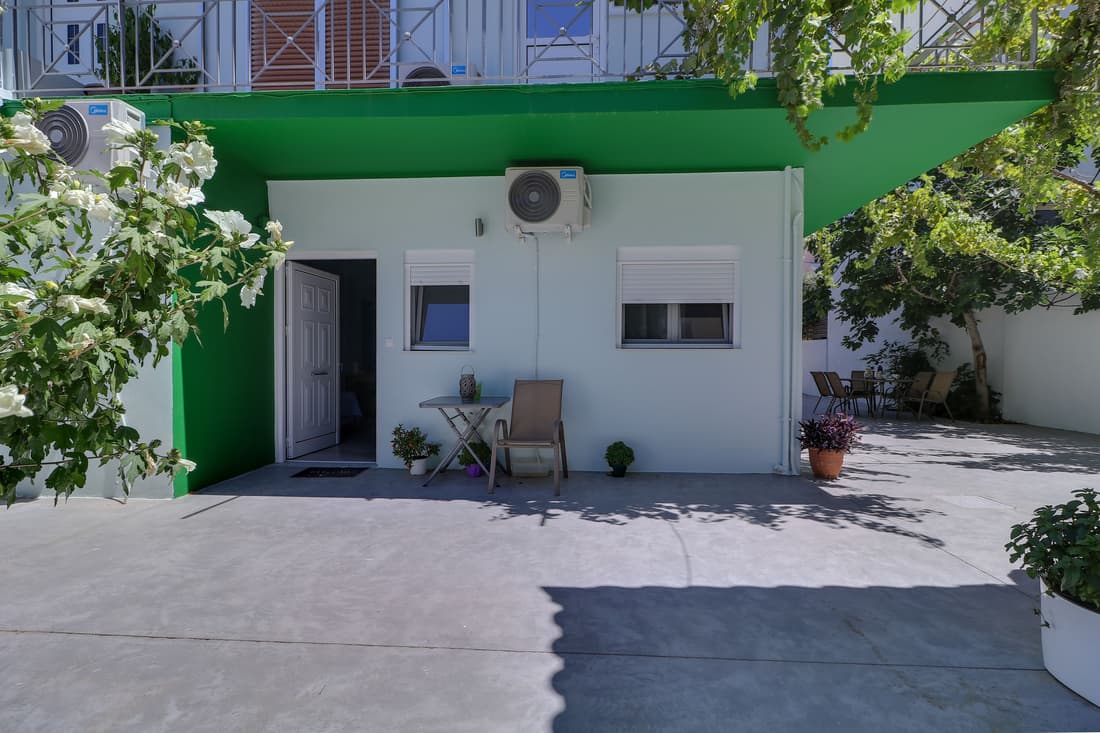 Carpe Diem Apartments By Athens Airport