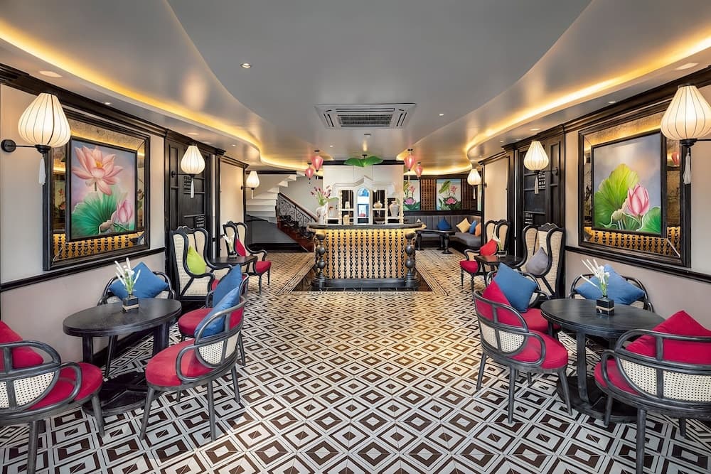 Verdure Lotus Luxury Cruise on Lan Ha Bay