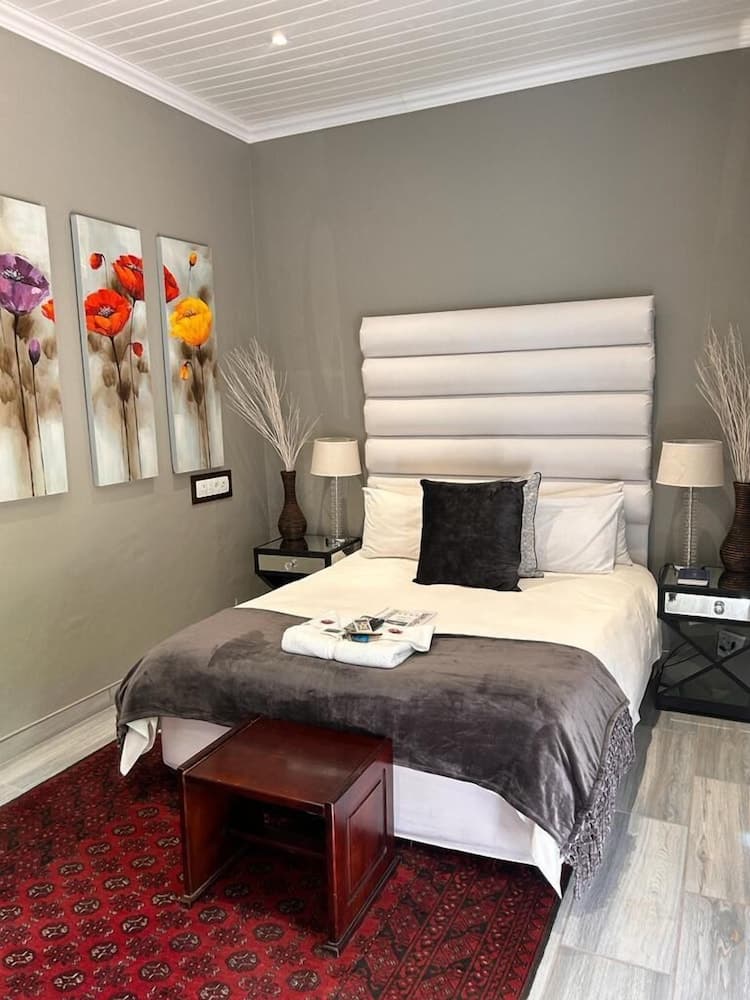 Moonriver Guesthouse