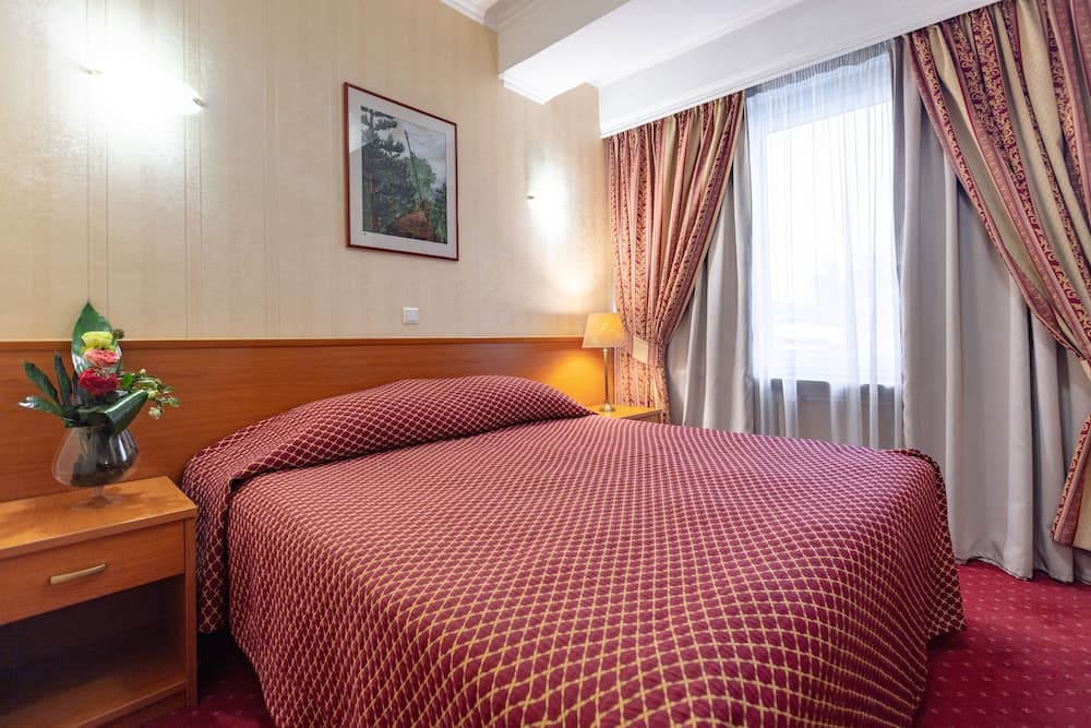 Epinal Hotel