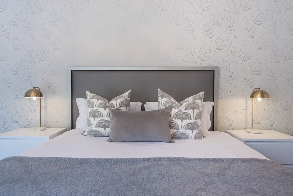 The Clarendon - Fresnaye