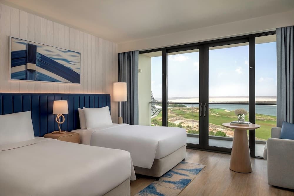 Crowne Plaza Abu Dhabi Yas Island by IHG