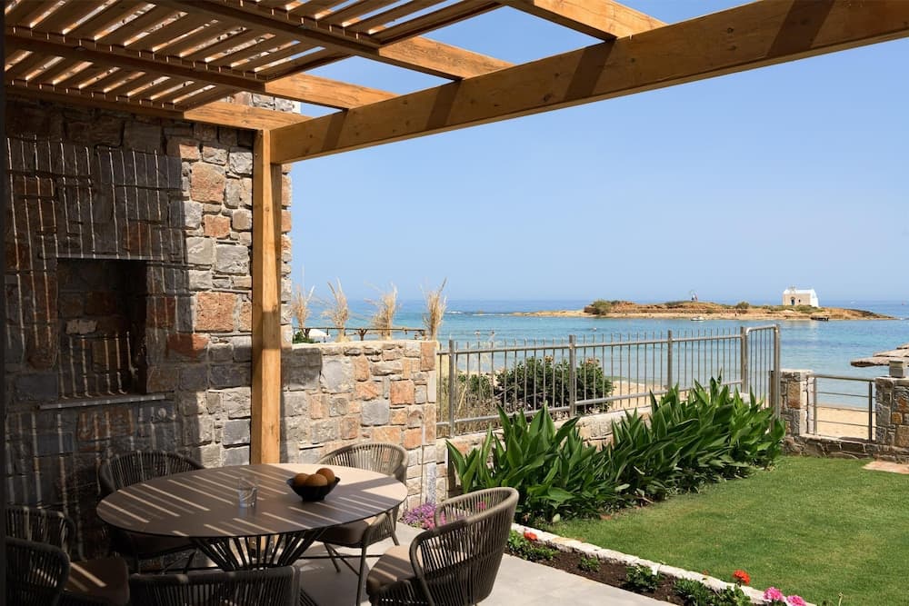 High Beach Hotel