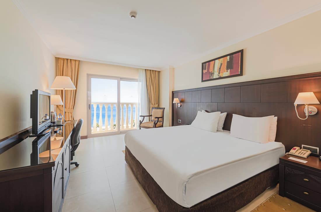 Crowne Plaza Hotel Antalya by IHG