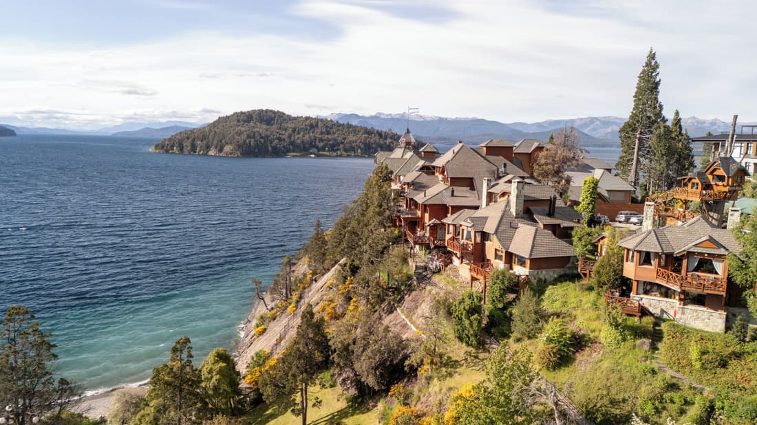 Charming Residences & Suites with Private Spa