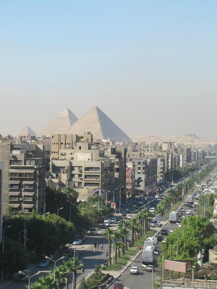 Aracan Pyramids Hotel