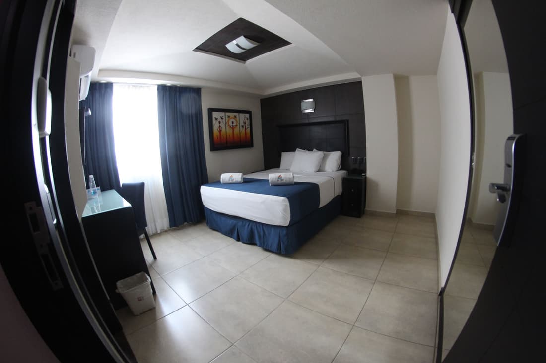 Hotel Portonovo Plaza Malecón