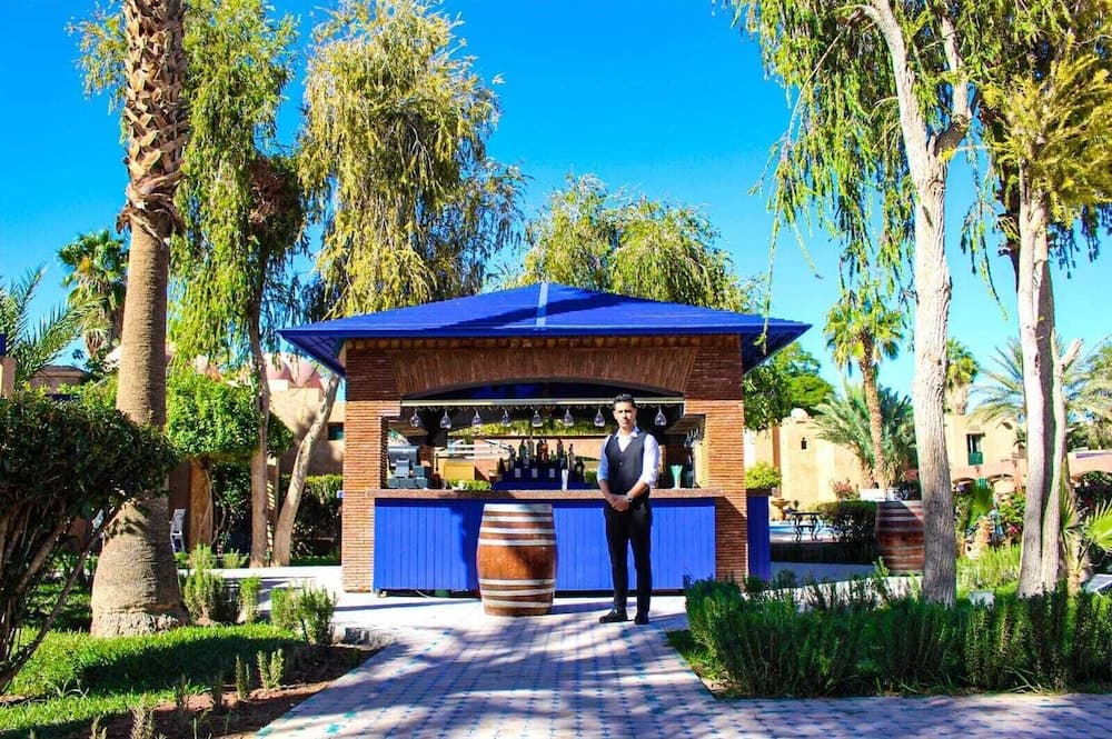 Hotel Karam Palace