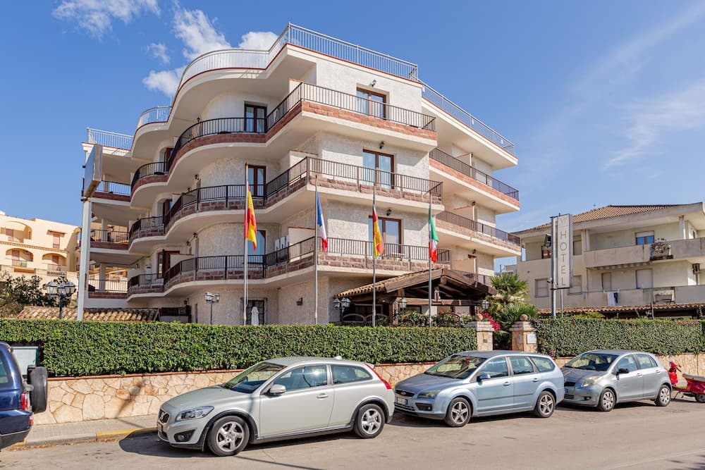 Hotel Villa Piras