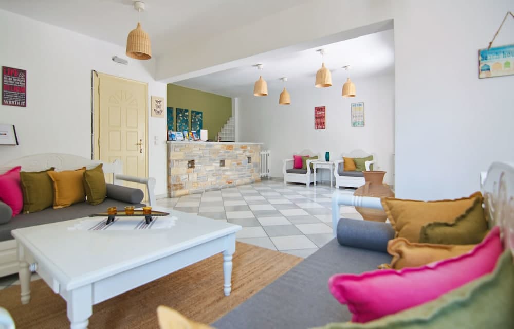Camara Hotel