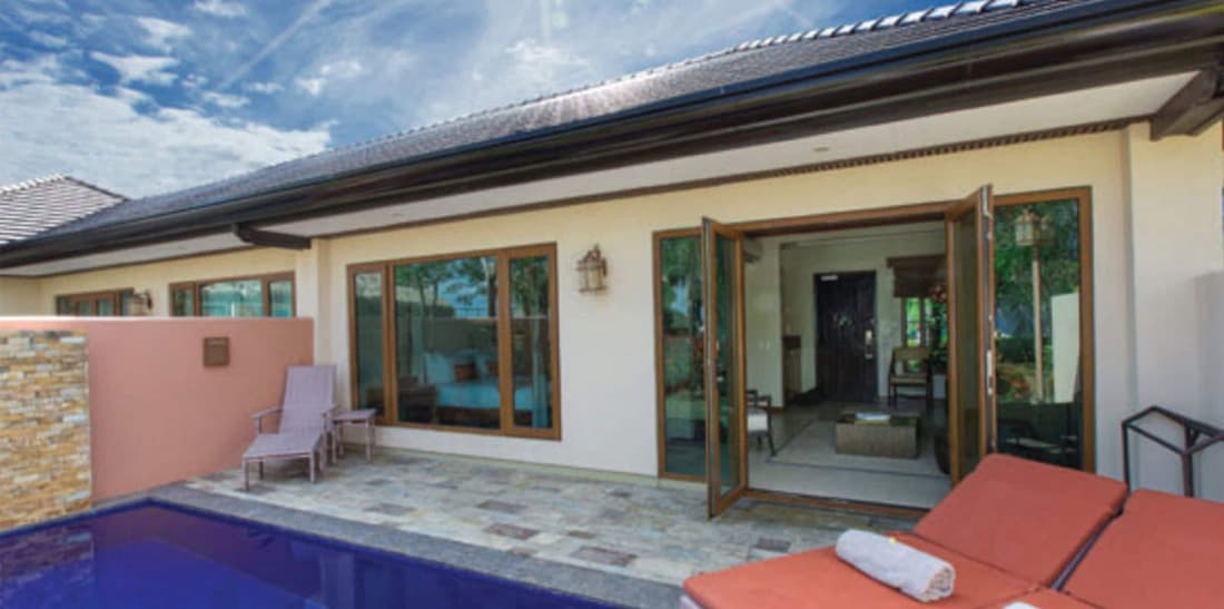 Crimson Resort and Spa Mactan